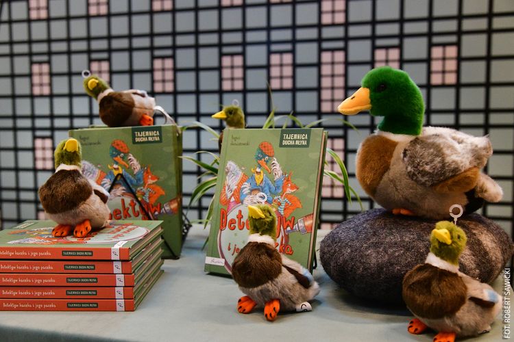 Detektyw kaczka i jego paczka debiutuje w Młynach Rothera