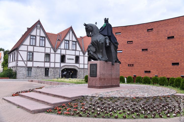 Król Kazimierz w todze. Adwokaci świętują nad Brdą