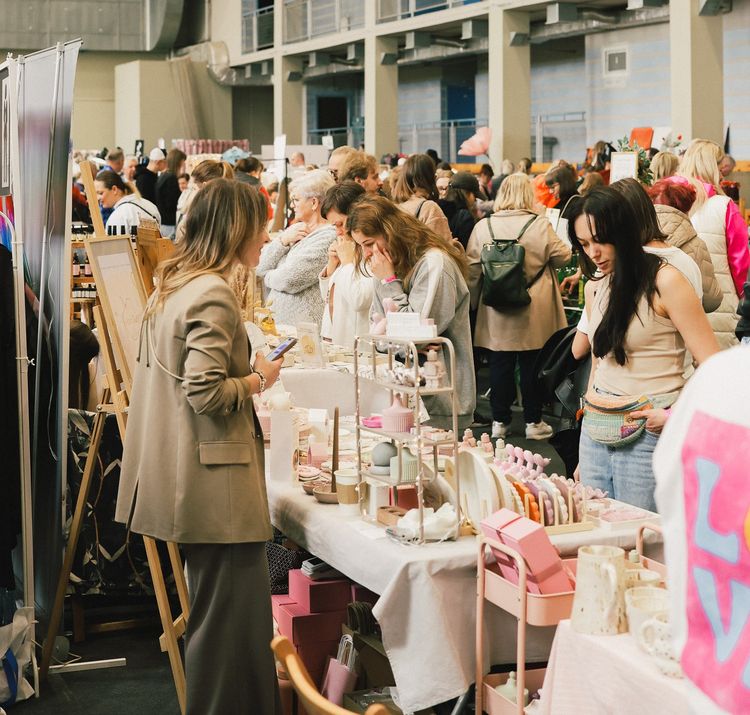 kliknij aby przeczytać pełną treść Targi WZORY - design, moda i rękodzieło