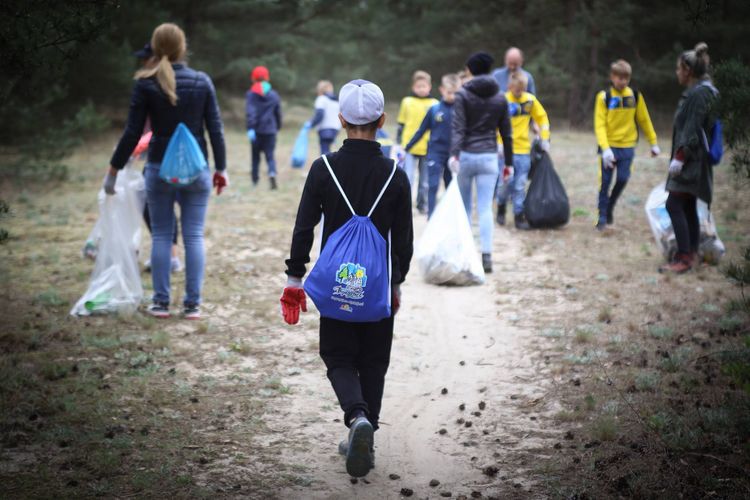 kliknij aby przeczytać pełną treść Sprzątanie Świata – ekologiczna akcja z nagrodami