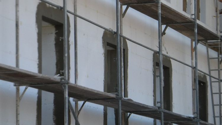kliknij aby przeczytać pełną treść Ocieplimy ściany, odnowimy elewację