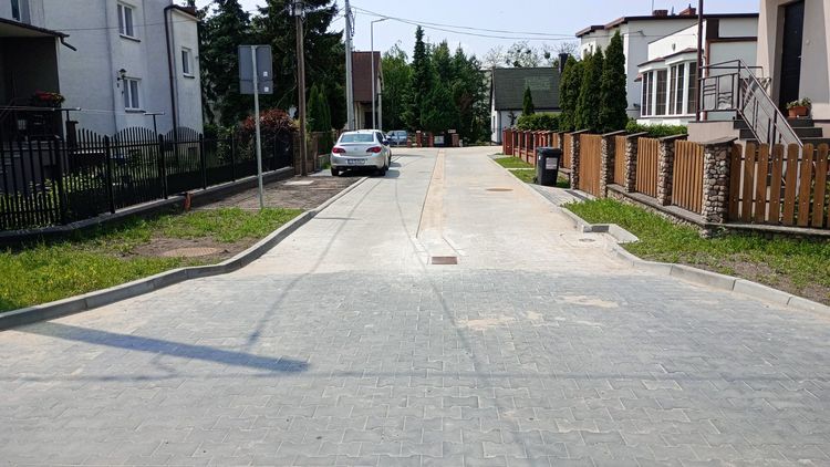 Ulica Gradowa z betonową kostką