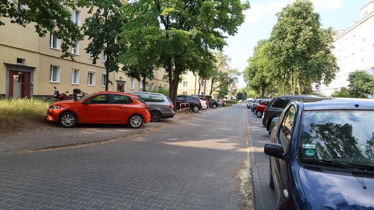 kliknij aby przeczytać pełną treść Parkowanie na Leśnym – startują konsultacje
