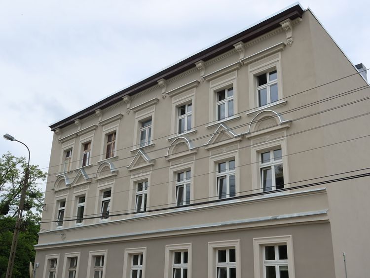 Beżowa fasada cieszy oko