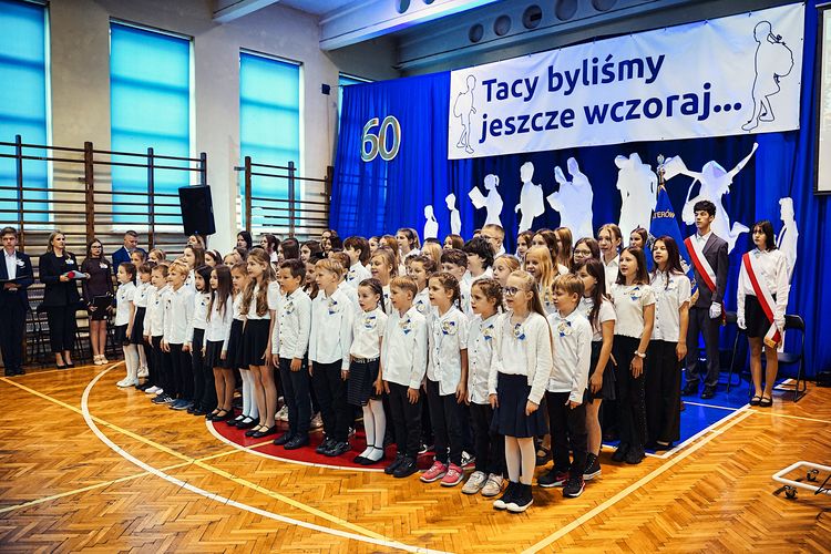 SP 61 świętuje 60 urodziny