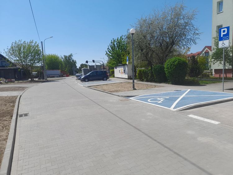 Po równej kostce do szwederowskich bloków