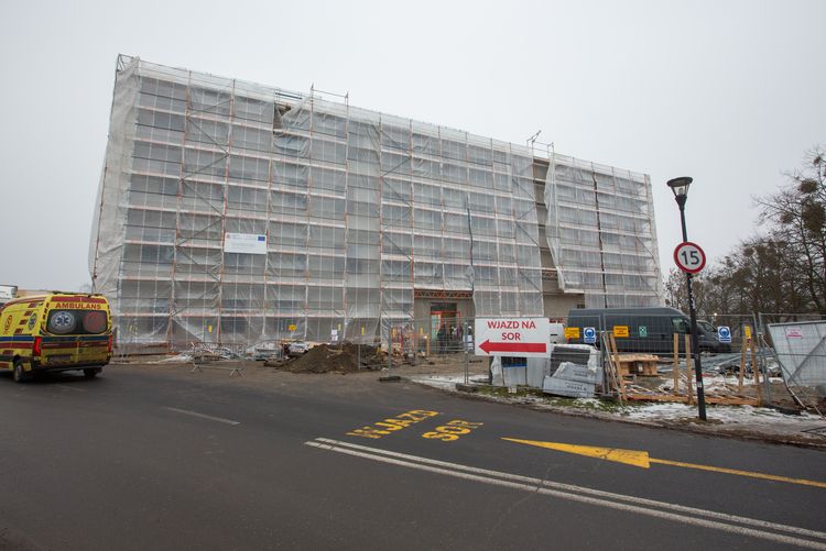 Ekspresowe tempo na budowie Centrum Stomatologii