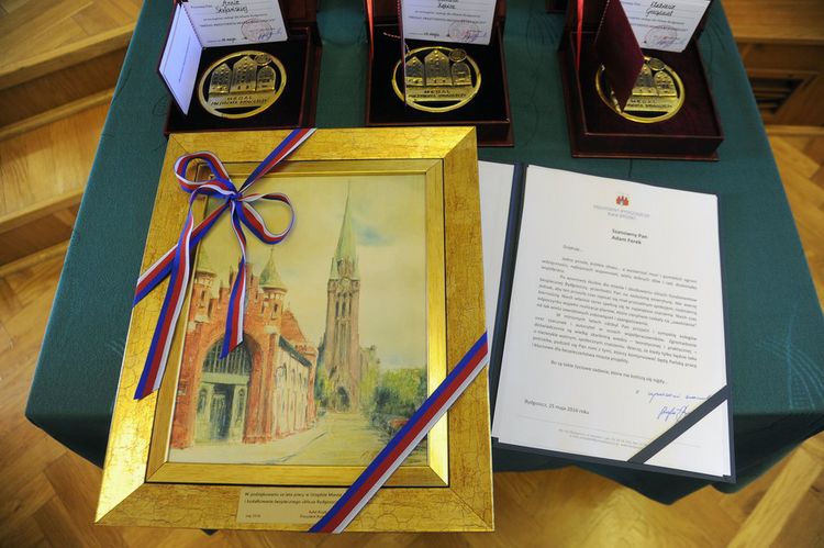 Dzień Samorządu Terytorialnego to okazja do uhonorowania zasłużonych samorządowców. Dzień Samorządu Terytorialnego to okazja do uhonorowania zasłużonych samorządowców.