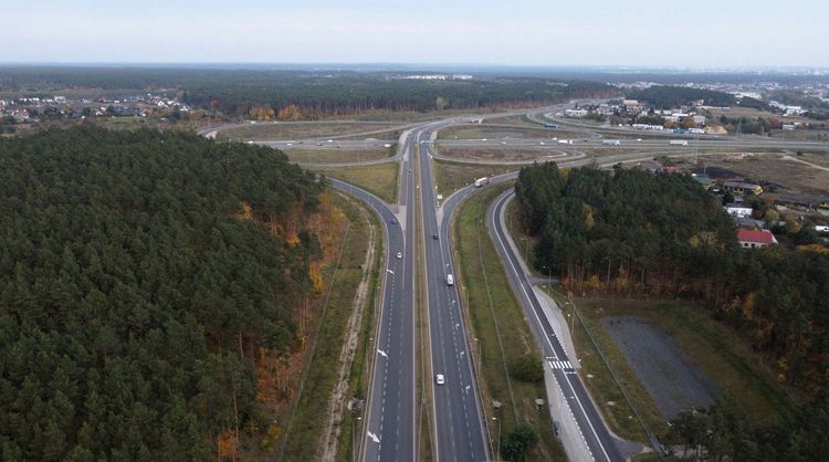 kliknij aby przeczytać pełną treść Trasa S10. Wykonawcy odcinków z Bydgoszczy do Wyrzyska wybrani. Raport nr 19