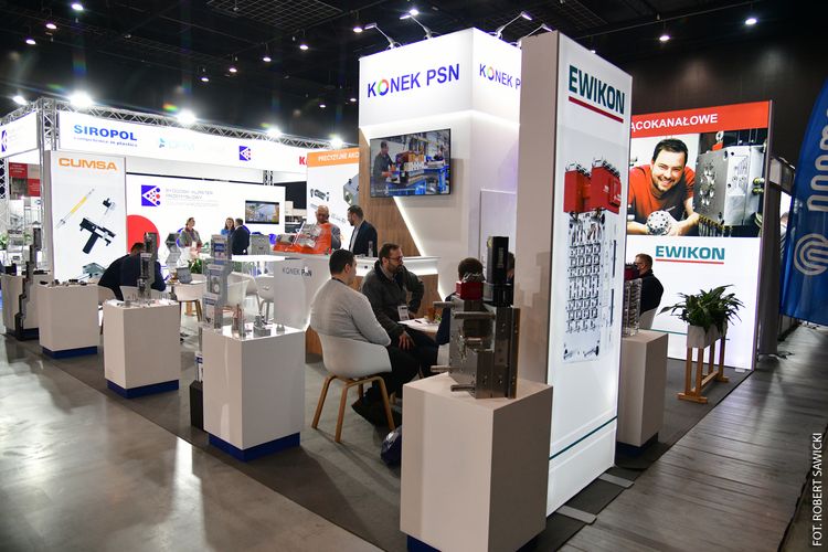 kliknij aby przeczytać pełną treść Rozpoczęły się Targi INNOFORM