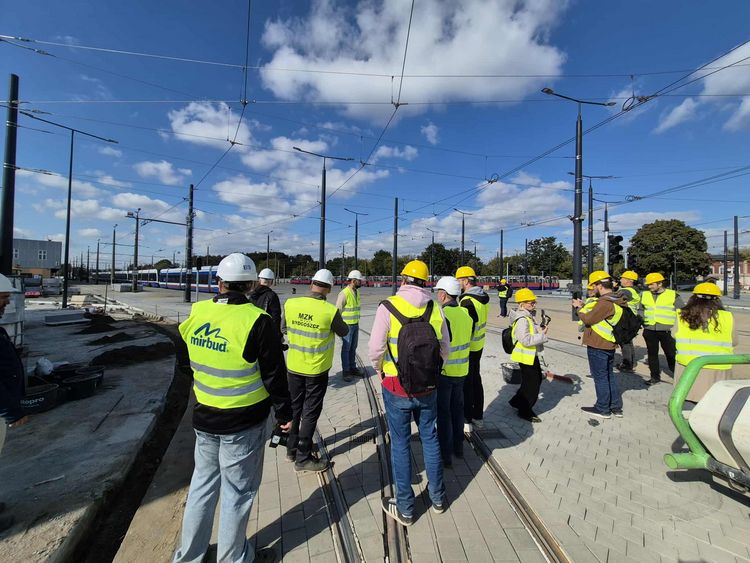 Ekologiczny tabor i nowoczesna zajezdnia