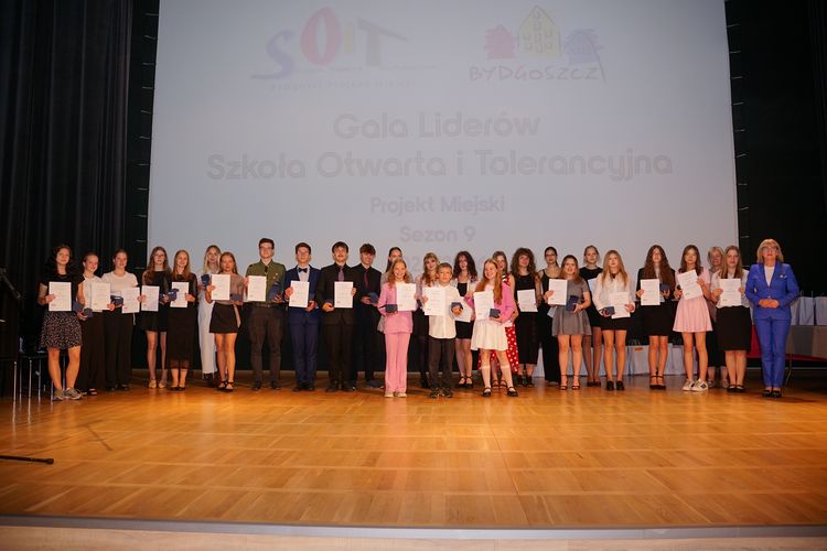 Młodzi liderzy tolerancji nagrodzeni