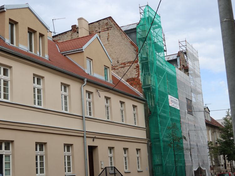 Kolejna kamienica przy ul. Jasnej w remoncie