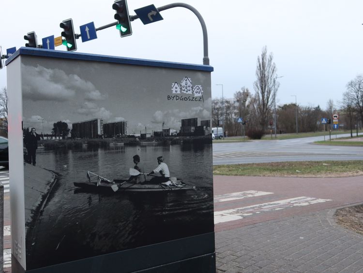 Kolejne sentymentalne zdjęcia na skrzynkach