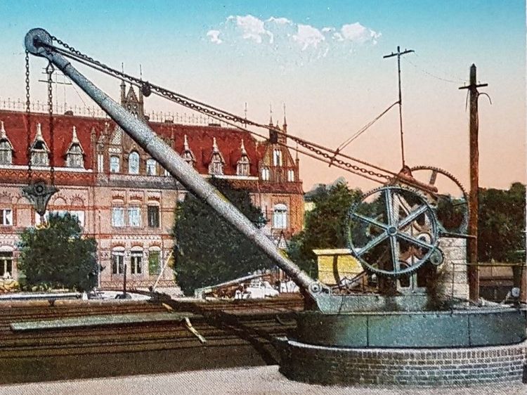 Umowa na replikę żurawia portowego podpisana