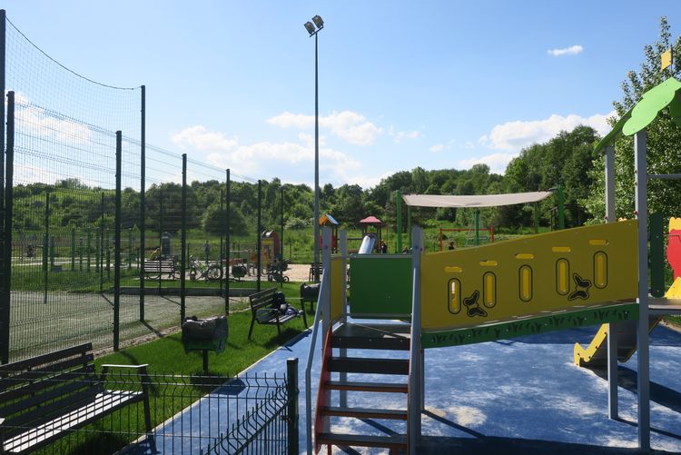 Plac zabaw z muzycznymi akcentami