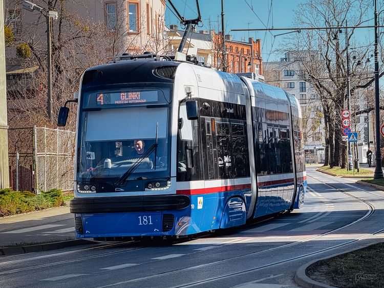Wszystkie Swingi wyjechały już na tory