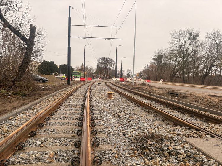 kliknij aby przeczytać pełną treść Rozbudowa ul. Toruńskiej. Ostatnie prace na odcinku przy zajezdni. Raport nr 12