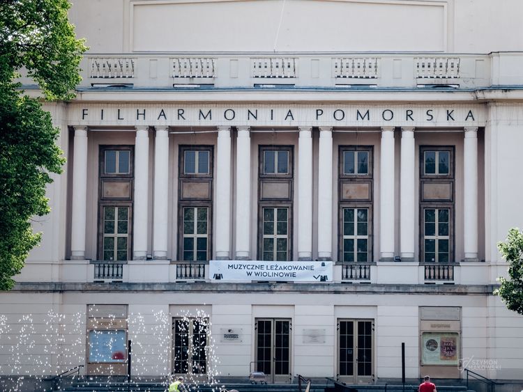 kliknij aby przeczytać pełną treść Muzyczne leżakowanie w Wiolinowie