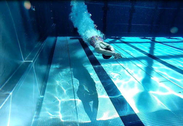 kliknij aby przeczytać pełną treść Warto spędzić ferie na sportowo – baseny i lodowisko za darmo