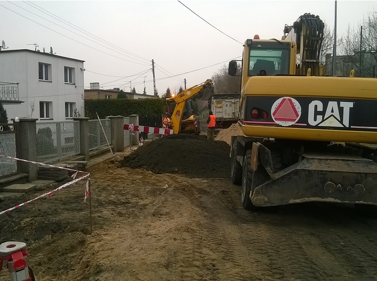 Kontrola budowy. Układanie kolektora deszczowego.